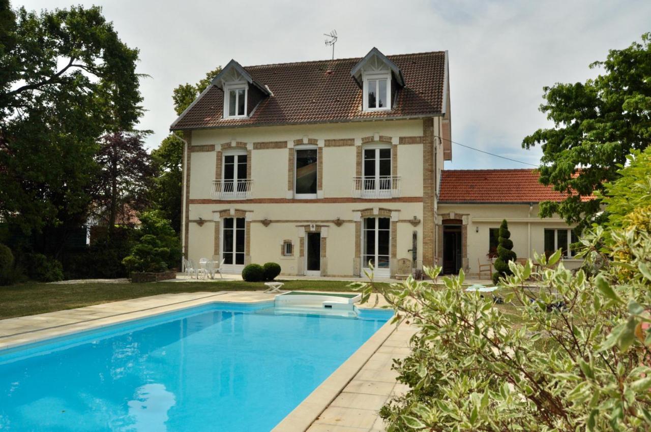 Le Jardin De Fresnes Bed & Breakfast Exterior foto
